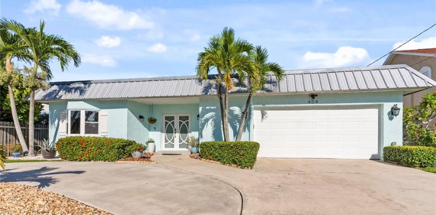 Villa ou maison à Indian Rocks Beach, Floride 3 chambres, 207.17 m2 № 2419727