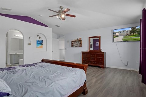 Casa en venta en Spring Hill, Florida, 4 dormitorios, 264.86 m2 № 1830004 - foto 26