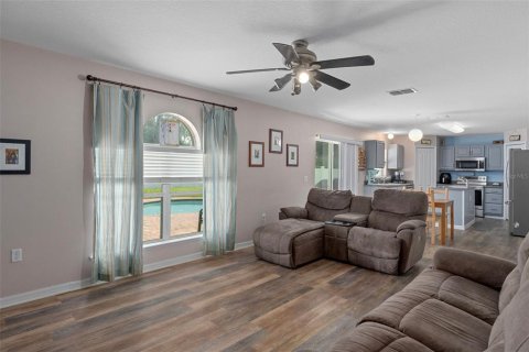 Casa en venta en Spring Hill, Florida, 4 dormitorios, 264.86 m2 № 1830004 - foto 16