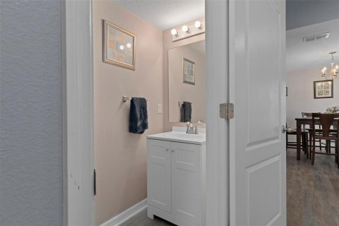 Casa en venta en Spring Hill, Florida, 4 dormitorios, 264.86 m2 № 1830004 - foto 12