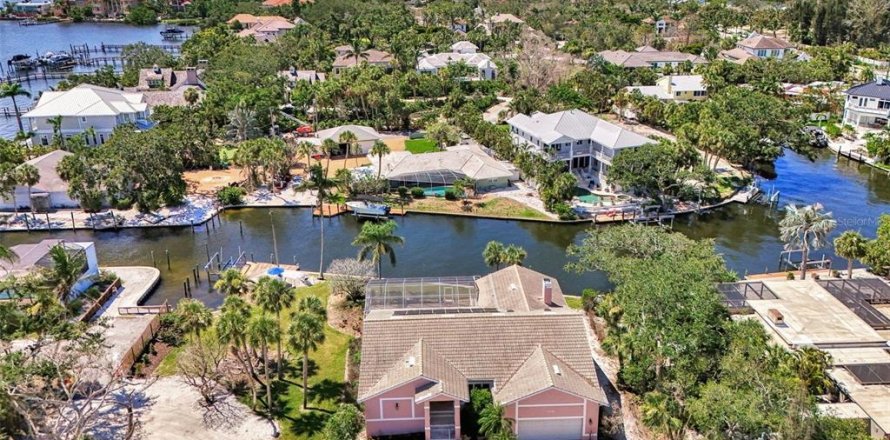 Casa en Sarasota, Florida 3 dormitorios, 234.3 m2 № 1829671