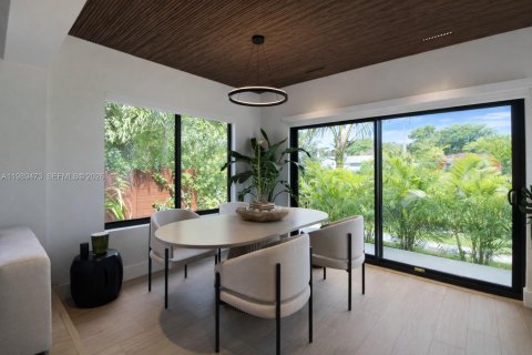 Villa ou maison à vendre à Miami, Floride: 3 chambres, 115.57 m2 № 2067745 - photo 5