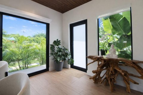 Villa ou maison à vendre à Miami, Floride: 3 chambres, 115.57 m2 № 2067745 - photo 6