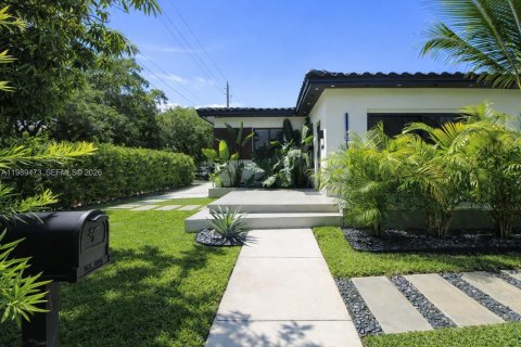 Villa ou maison à vendre à Miami, Floride: 3 chambres, 115.57 m2 № 2067745 - photo 12