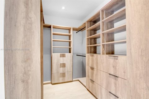 Villa ou maison à vendre à Miami, Floride: 3 chambres, 115.57 m2 № 2067745 - photo 25