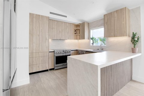 Villa ou maison à vendre à Miami, Floride: 3 chambres, 115.57 m2 № 2067745 - photo 7