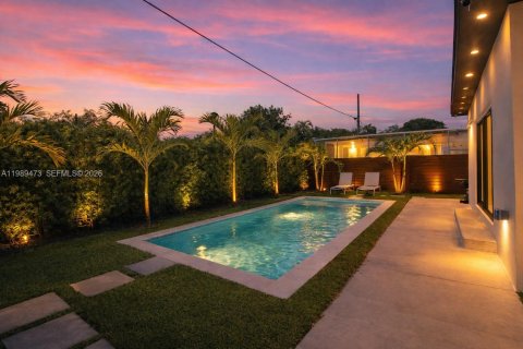 Villa ou maison à Miami, Floride 3 chambres, 115.57 m2 № 2067745