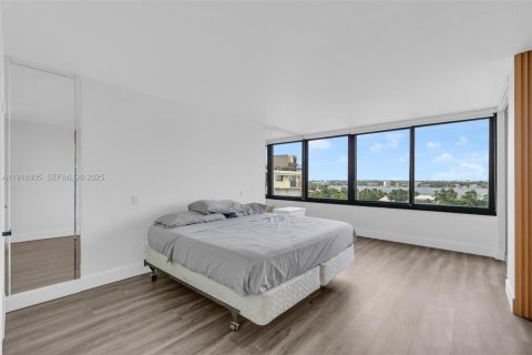 Copropriété à louer à South Palm Beach, Floride: 2 chambres, 143.16 m2 № 1976643 - photo 12