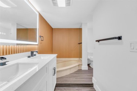 Copropriété à louer à South Palm Beach, Floride: 2 chambres, 143.16 m2 № 1976643 - photo 17