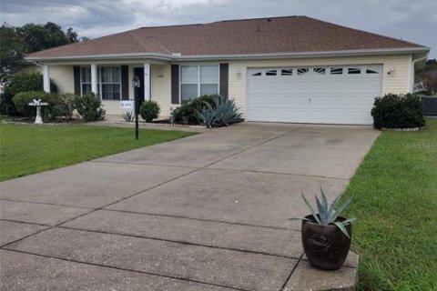Casa en venta en Ocala, Florida, 2 dormitorios, 131.92 m2 № 1899431 - foto 1