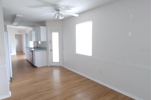 Casa en venta en Ocala, Florida, 2 dormitorios, 131.92 m2 № 1899431 - foto 7