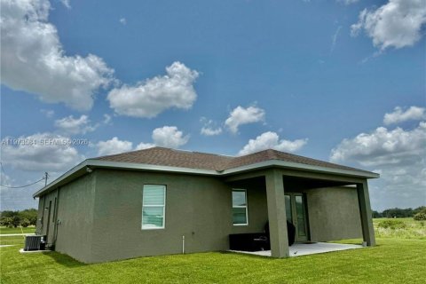 Купить виллу или дом в Лабель, Флорида 4 спальни, 133.69м2, № 2041329 - фото 28