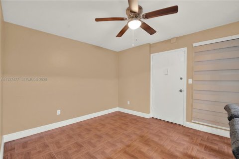 Copropriété à louer à Miami Beach, Floride: 1 chambre, 71.35 m2 № 1986085 - photo 8