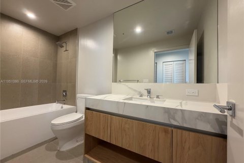 Снять в аренду кондоминиум в Майами, Флорида 2 спальни, № 2007192 - фото 11