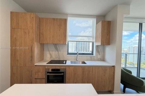 Снять в аренду кондоминиум в Майами, Флорида 2 спальни, № 2007192 - фото 3