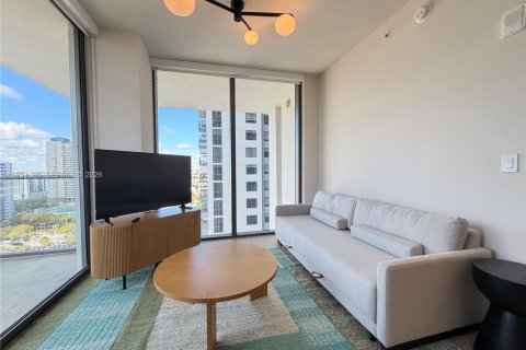 Снять в аренду кондоминиум в Майами, Флорида 2 спальни, № 2007192 - фото 6