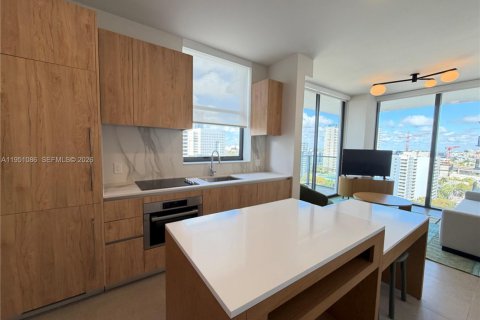 Снять в аренду кондоминиум в Майами, Флорида 2 спальни, № 2007192 - фото 2