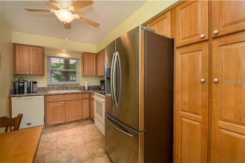Купить виллу или дом в Палм-Харбор, Флорида 7 комнат, 160.91м2, № 2201033 - фото 4
