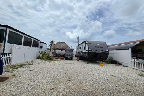 Land in Key Largo, Florida № 1858986 - photo 1
