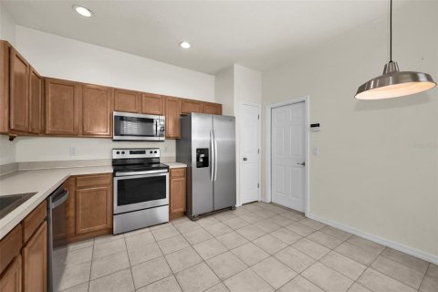 Touwnhouse à vendre à Brandon, Floride: 2 chambres, 153.94 m2 № 2200276 - photo 12