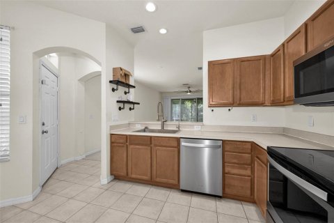 Touwnhouse à vendre à Brandon, Floride: 2 chambres, 153.94 m2 № 2200276 - photo 15