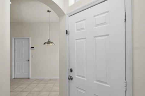 Touwnhouse à vendre à Brandon, Floride: 2 chambres, 153.94 m2 № 2200276 - photo 6
