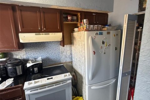 Copropriété à vendre à Miami, Floride: 2 chambres, 88.26 m2 № 2089054 - photo 19