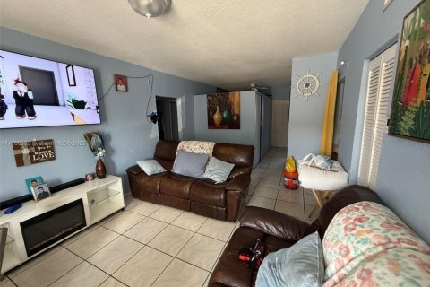 Copropriété à vendre à Miami, Floride: 2 chambres, 88.26 m2 № 2089054 - photo 25