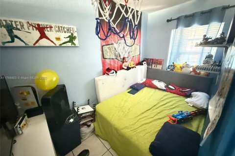 Copropriété à vendre à Miami, Floride: 2 chambres, 88.26 m2 № 2089054 - photo 18