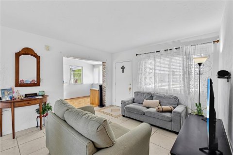 Villa ou maison à vendre à Port Charlotte, Floride: 3 chambres, 86.58 m2 № 2388182 - photo 11