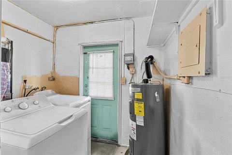 Villa ou maison à vendre à Port Charlotte, Floride: 3 chambres, 86.58 m2 № 2388182 - photo 24