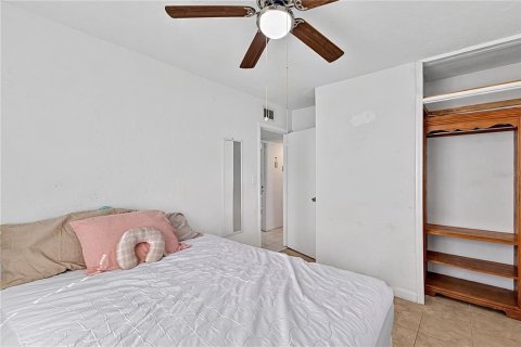 Villa ou maison à vendre à Port Charlotte, Floride: 3 chambres, 86.58 m2 № 2388182 - photo 13
