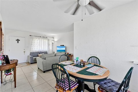 Villa ou maison à vendre à Port Charlotte, Floride: 3 chambres, 86.58 m2 № 2388182 - photo 8