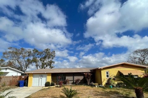 Villa ou maison à Oldsmar, Floride 3 chambres, 157.56 m2 № 2399512