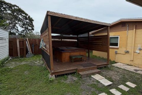 Villa ou maison à louer à Oldsmar, Floride: 3 chambres, 157.56 m2 № 2399512 - photo 15