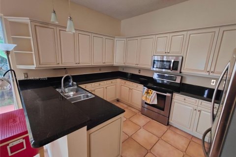Casa en venta en Pembroke Pines, Florida, 4 dormitorios, 310.94 m2 № 1781686 - foto 7