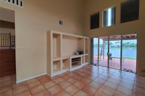 Casa en venta en Pembroke Pines, Florida, 4 dormitorios, 310.94 m2 № 1781686 - foto 6