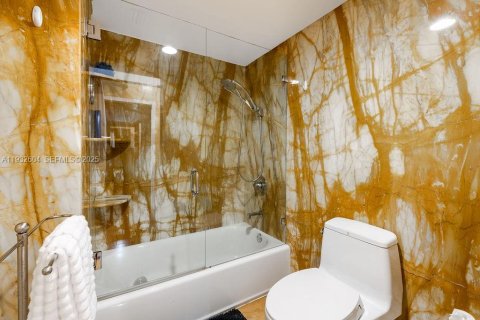 Снять в аренду кондоминиум в Авентура, Флорида 2 спальни, 102.19м2, № 1991500 - фото 19