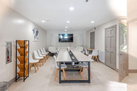 Снять в аренду кондоминиум в Авентура, Флорида 2 спальни, 102.19м2, № 1991500 - фото 30