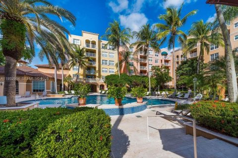 Снять в аренду кондоминиум в Авентура, Флорида 2 спальни, 102.19м2, № 1991500 - фото 28