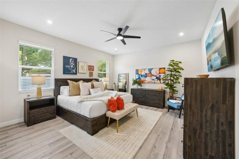 Villa ou maison à vendre à Saint Petersburg, Floride: 4 chambres, 200.11 m2 № 2110595 - photo 24