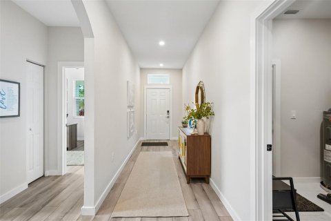 Villa ou maison à vendre à Saint Petersburg, Floride: 4 chambres, 200.11 m2 № 2110595 - photo 6