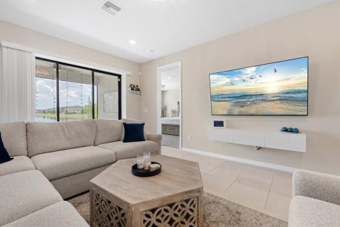 Villa ou maison à louer à Bradenton, Floride: 4 chambres, 272.3 m2 № 2413921 - photo 13