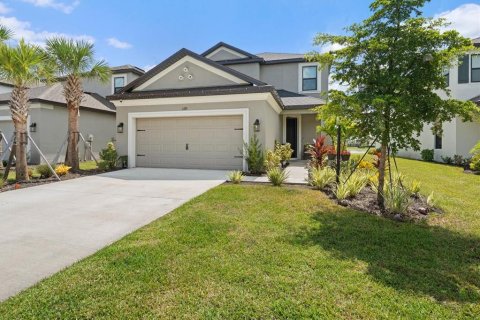 Villa ou maison à louer à Bradenton, Floride: 4 chambres, 272.3 m2 № 2413921 - photo 2