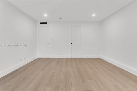 Condo in Coconut Creek, Florida, 2 bedrooms № 2263722 - photo 28
