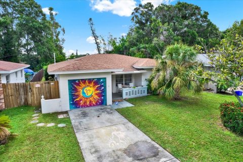 Casa en venta en Gulfport, Florida, 2 dormitorios, 97.92 m2 № 1835216 - foto 29