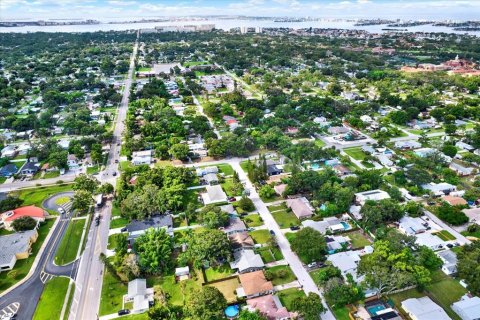 Casa en venta en Gulfport, Florida, 2 dormitorios, 97.92 m2 № 1835216 - foto 24