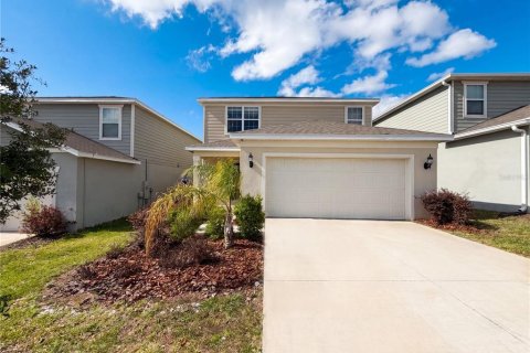 House in Clermont, Florida 4 bedrooms, 205.04 sq.m. № 2116137 - photo 21