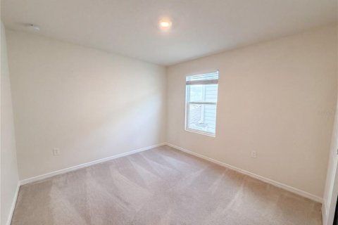 House in Clermont, Florida 4 bedrooms, 205.04 sq.m. № 2116137 - photo 14