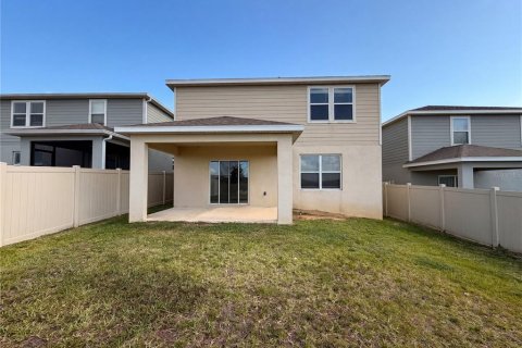 House in Clermont, Florida 4 bedrooms, 205.04 sq.m. № 2116137 - photo 5